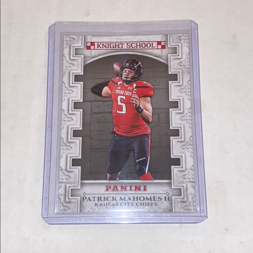 Patrick Mahomes football Card